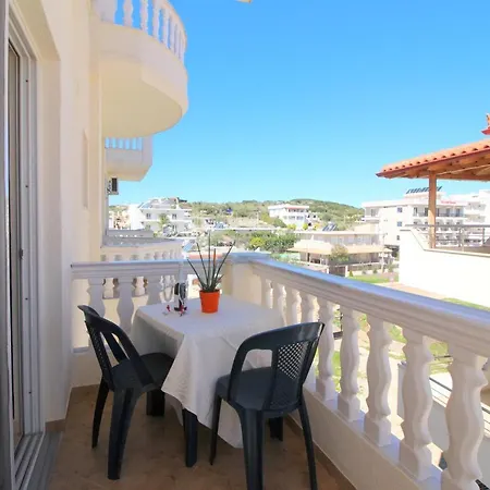 Centrum 3* Ksamil