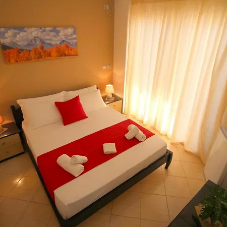 Hotel Centrum Ksamil
