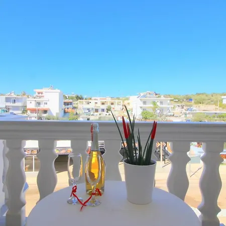 Hotel Centrum Ksamil
