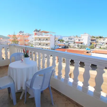 Centrum 3* Ksamil